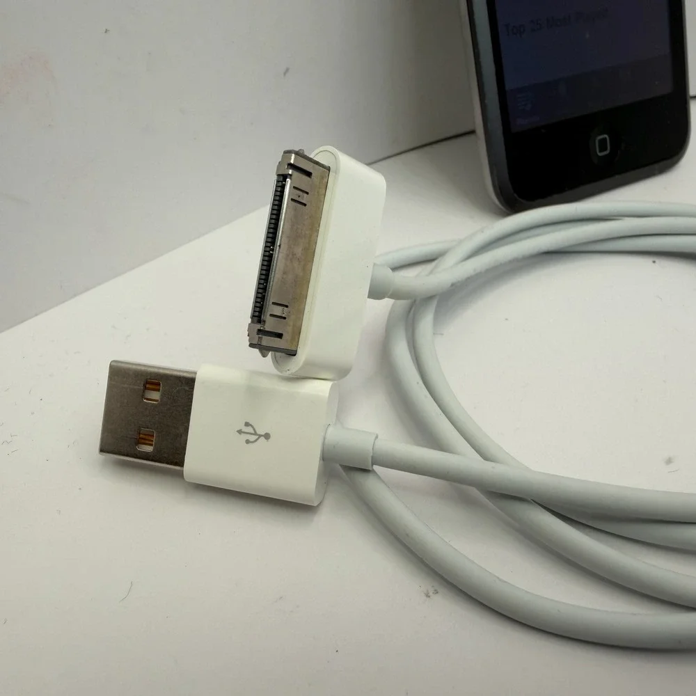 Apple iPod Touch 1st Generation 8GB A1213 Tested Works Home Button Fault